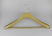 Custom luxury gold  Wood Hanger for Garment